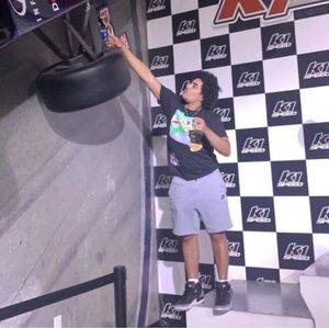 Meet your Posher, Joel